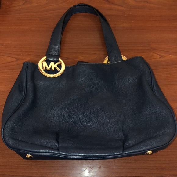 Michael Kors Fulton Navy Blue Leather Shoulder Bag - Picture 2 of 9